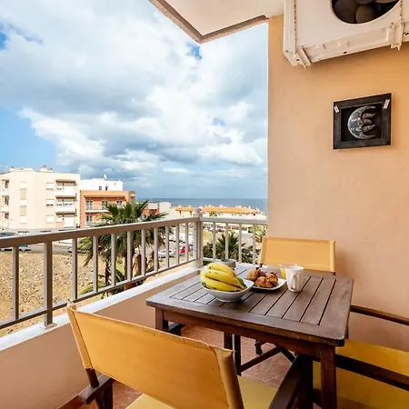 Cerca De La Playa Y Comodo By Lejlighed Candelaria