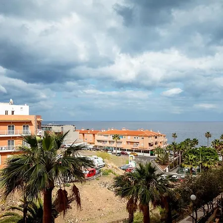 Cerca De La Playa Y Comodo By *