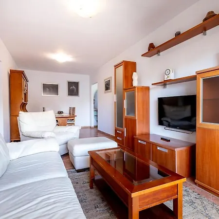 아파트 Cerca De La Playa Y Comodo By