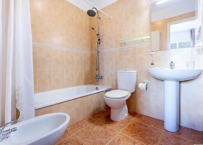 Apartament Cerca De La Playa Y Comodo By