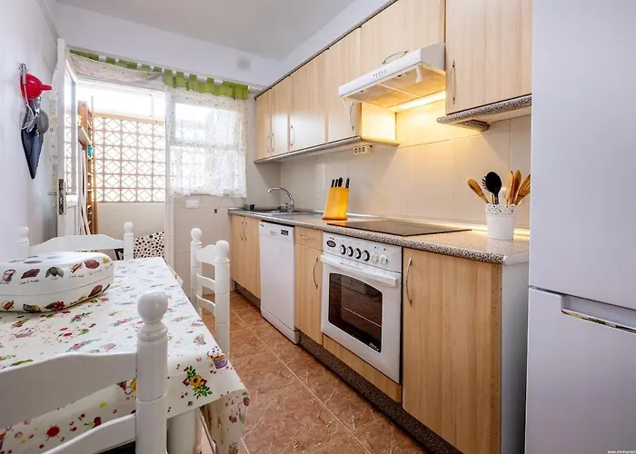 Apartament Cerca De La Playa Y Comodo By