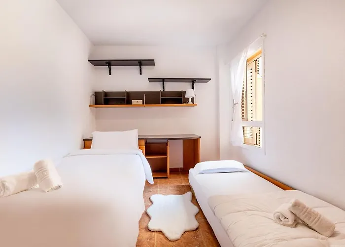 Cerca De La Playa Y Comodo By Apartament