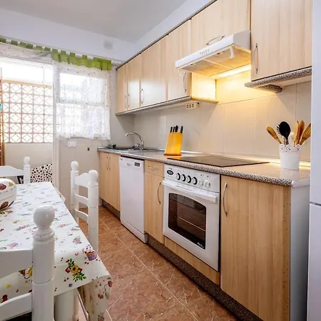 Apartament Cerca De La Playa Y Comodo By