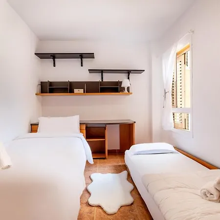 Cerca De La Playa Y Comodo By Apartament