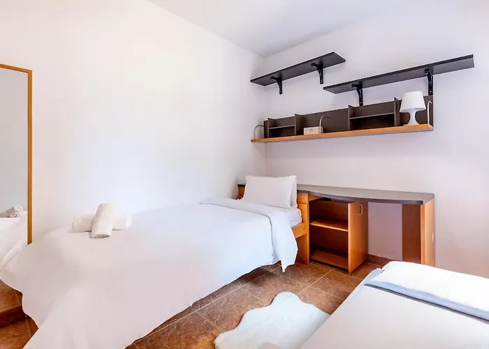 Cerca De La Playa Y Comodo By