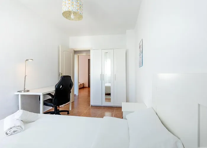 Cerca De La Playa Y Comodo By Candelaria