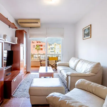 Cerca De La Playa Y Comodo By * קנדלריה